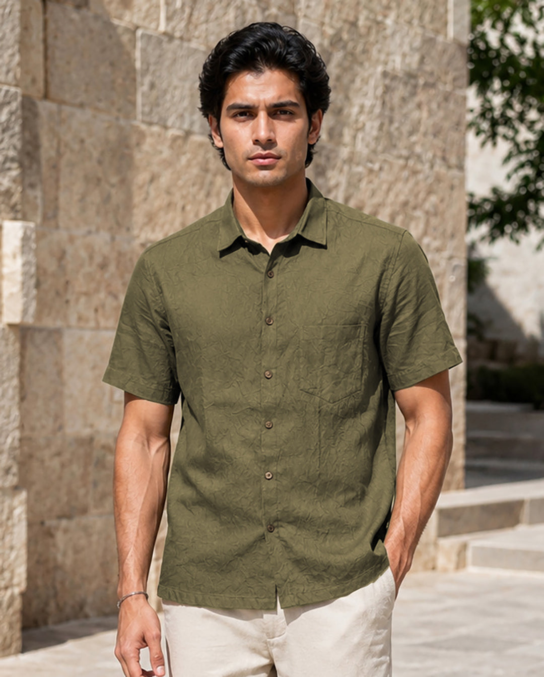 Half-Sleeve Cotton Linen Shirt in Green