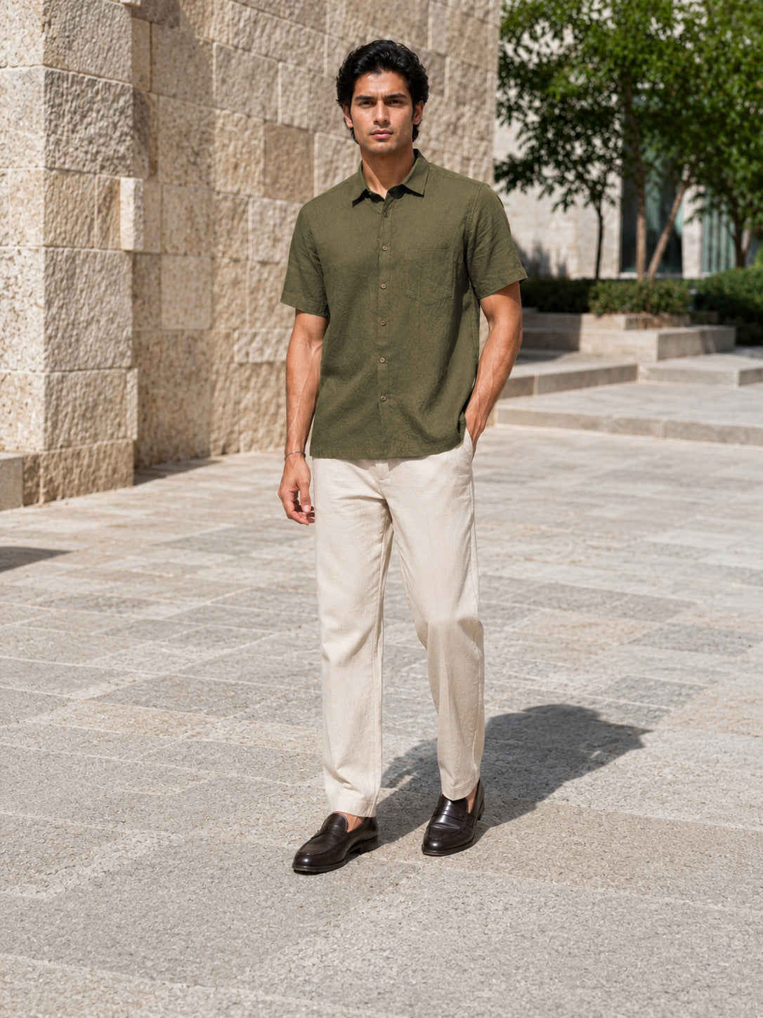 Half-Sleeve Cotton Linen Shirt in Green